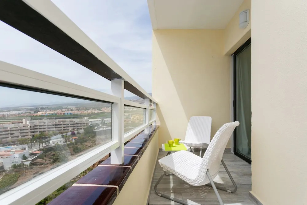 906. Luxury Paraiso Apartment with Sea View