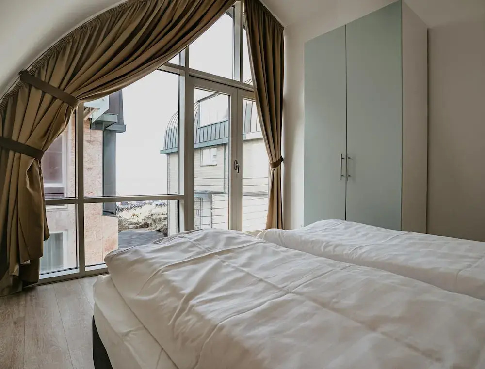 Luxury Apartment Near the Beach