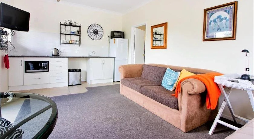 Mangawhai Lodge