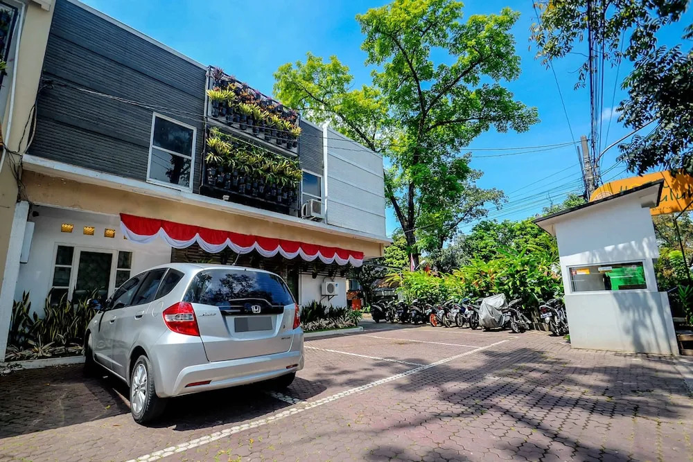 Airy Lengkong Buah Batu 81 Bandung