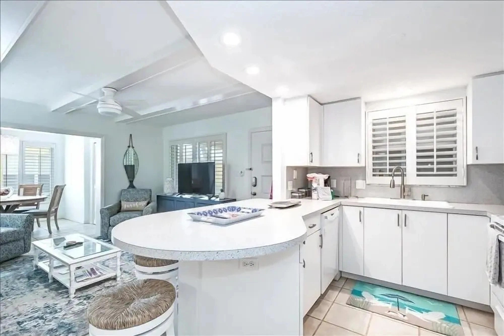 Bg Beach Club 5D 3 Bedroom Home By Redawning