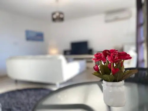 Desert Pearl Holiday Home