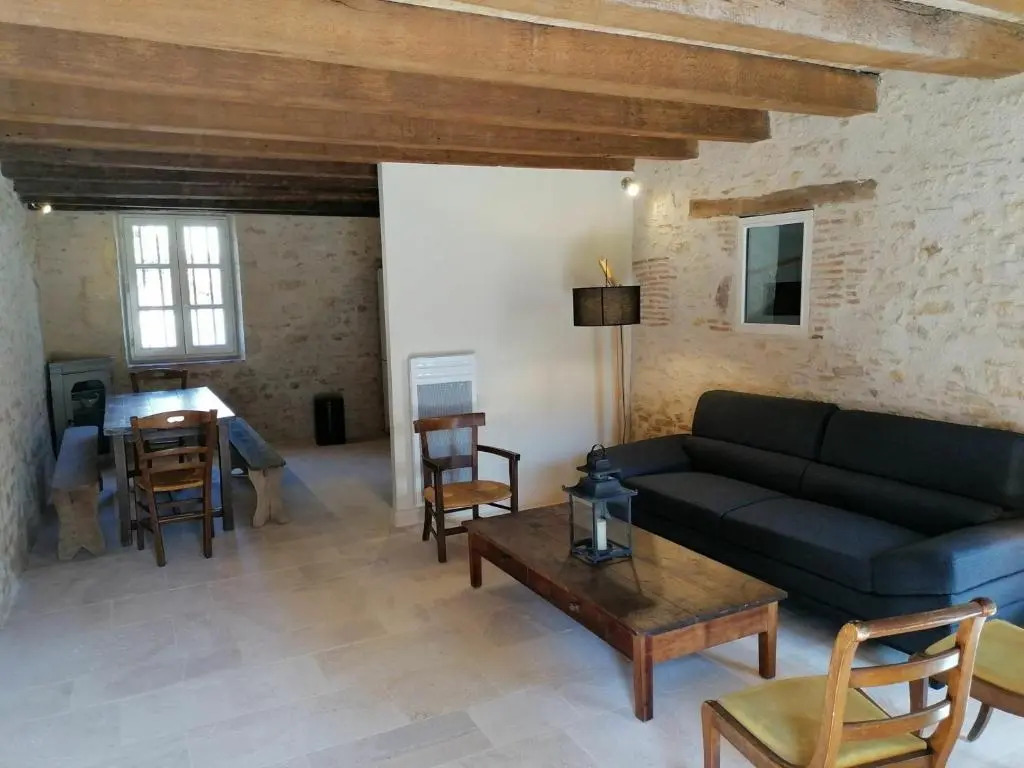 Gîte familial au calme avec parc et jardin, pour 8 personnes, près d’un château historique - FR-1-586-15