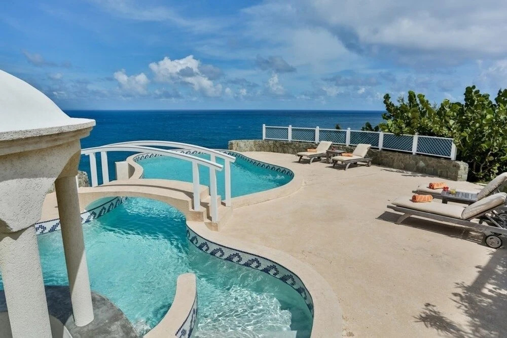 Sprawling Villa With Uninterrupted Sea Views - Equinox 4 Bedroom Villa by RedAwning