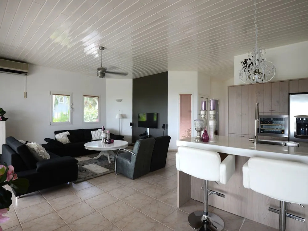 Luxurious Villa in Willemstad With Private Pool