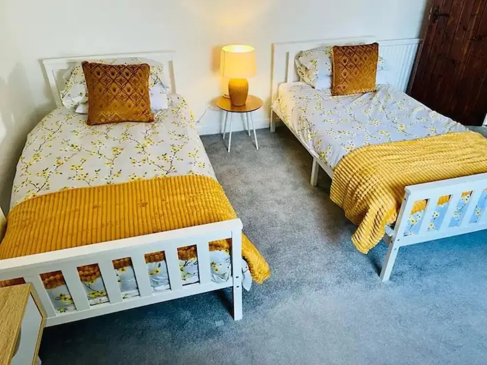 2 Bed-sleeps 4-sea View-pet Friendly-parking