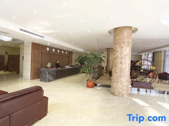 Jinqiao Holiday Business Hotel