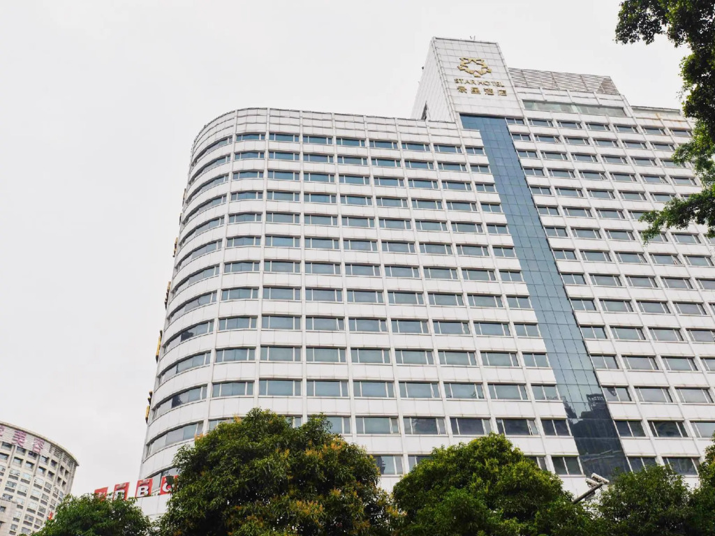 Star Hotel