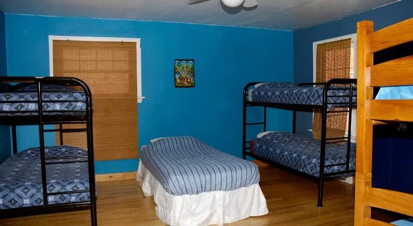 C'mon Inn Hostel