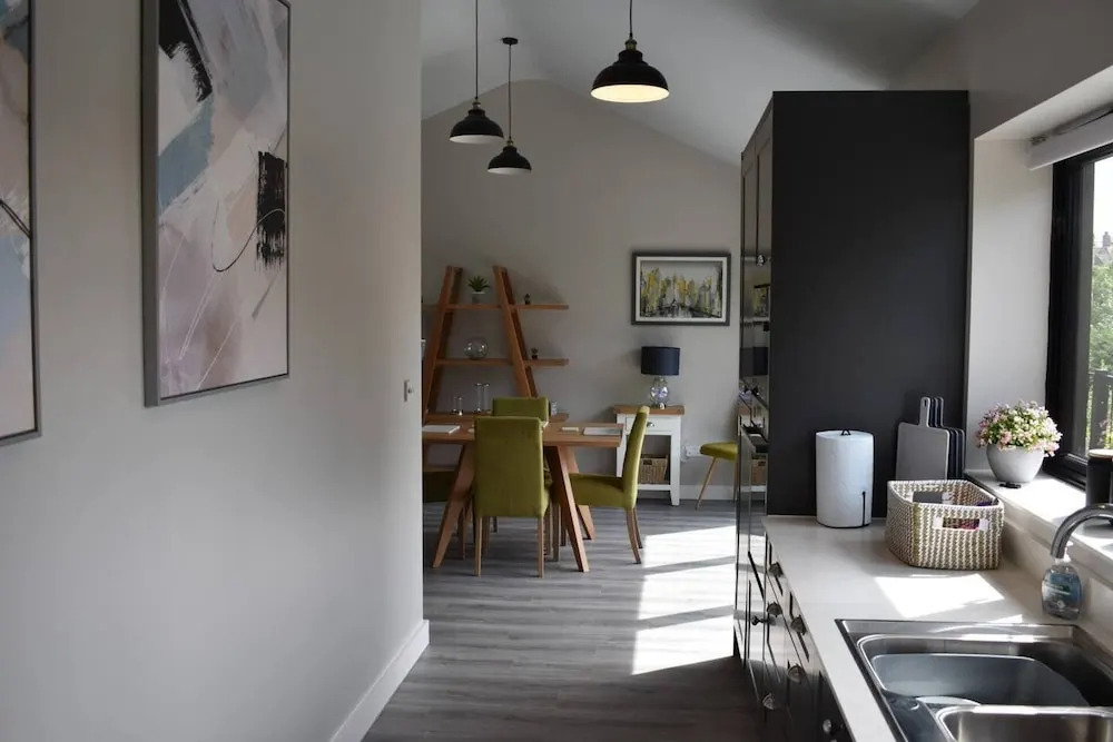 The View, Charming 2-bed Apartment in Shaftesbury,