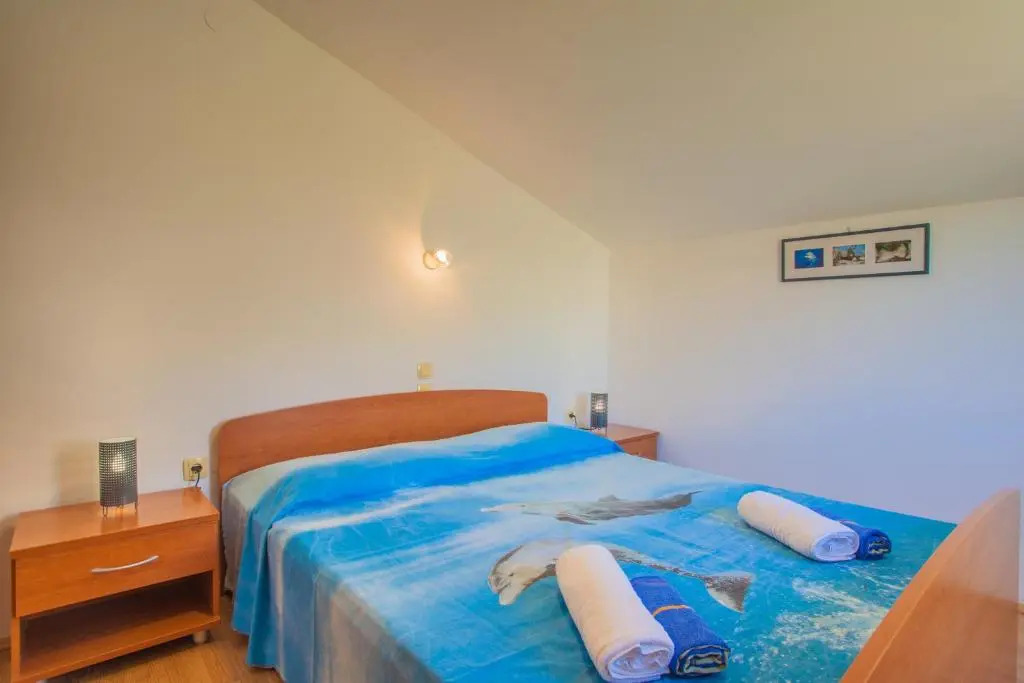 Apartmani Komešić