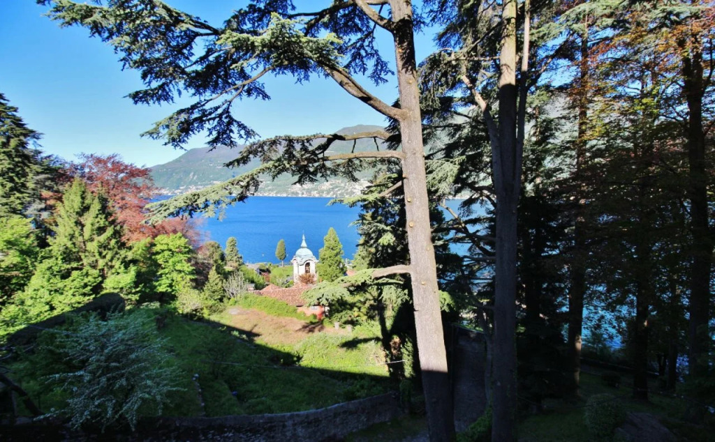Le Finestre sul Lago