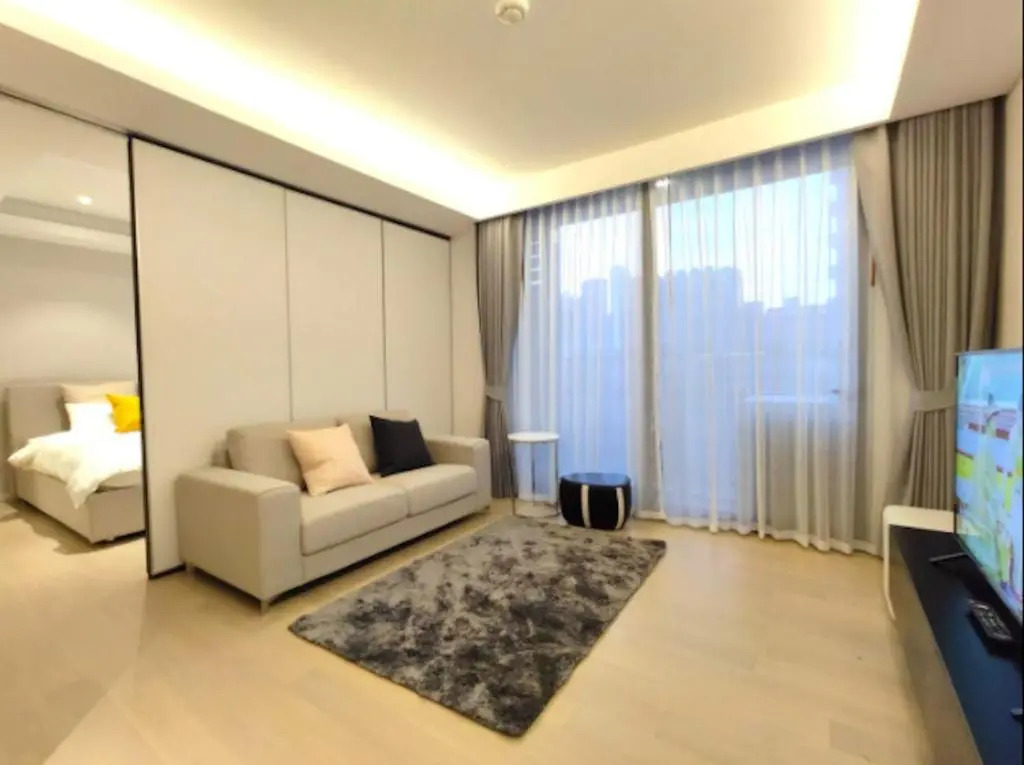 Sukhumvit 11#Luxury#Pool#Gym#BTS Nana&MRT Sukhumvit#1BR#Max2ppl