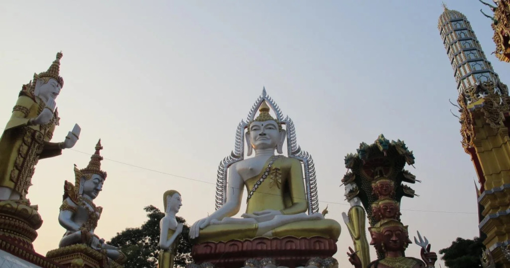 Baan Talat Phlu - Hostel