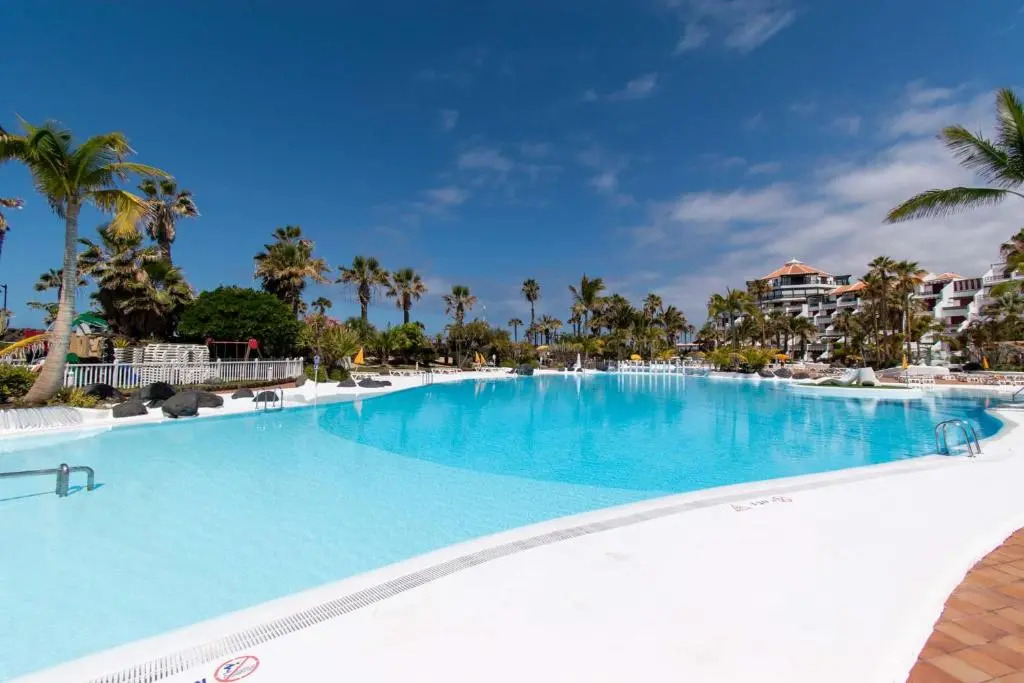 Parque Santiago IV 70 - Studio with sea and pool view