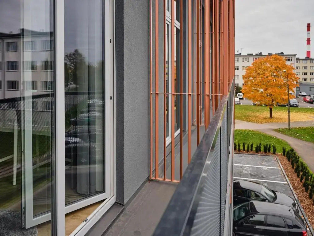 Campus House by Larsen