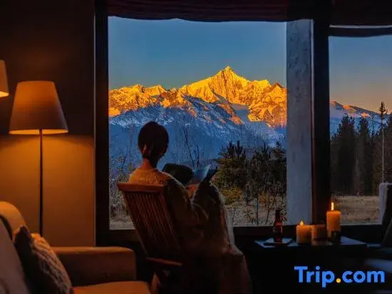 Lijiang Snow Mountain House View Courtyard (Baisha Ancient Town Branch)
