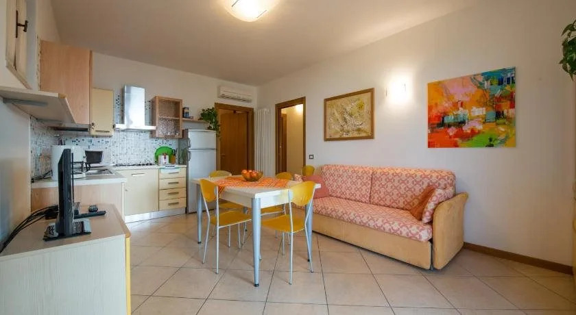 ApartmentsGarda - Canevini Residence
