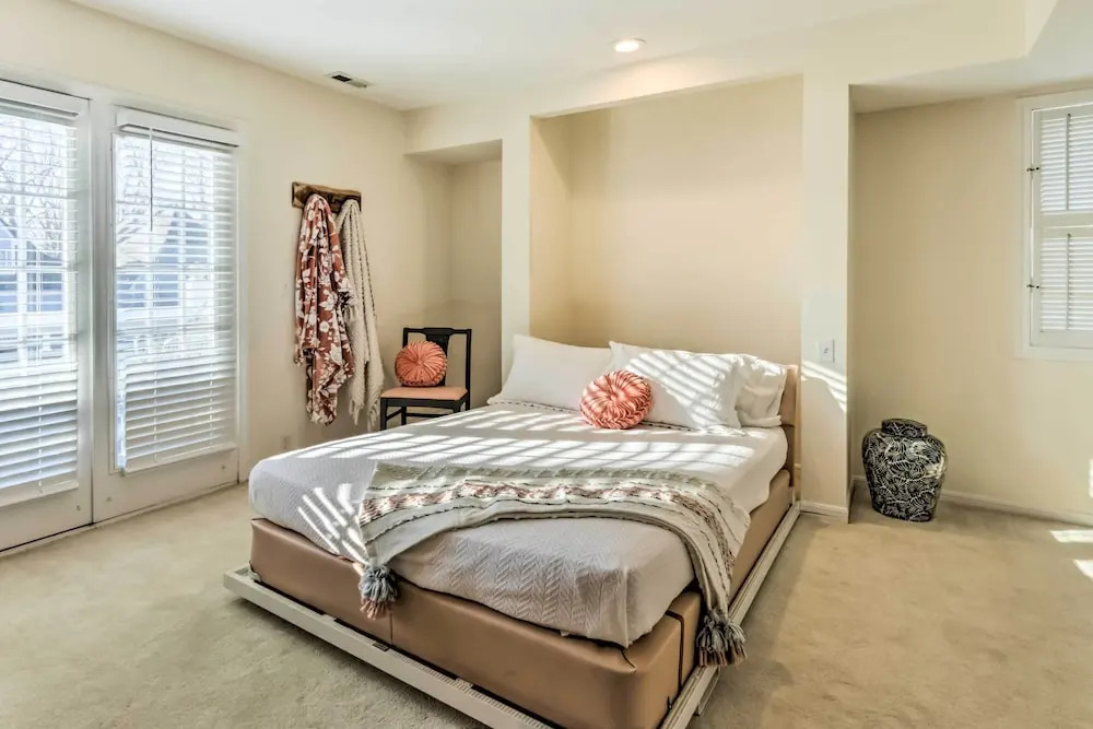 Lovely Norwich Villa, On Golf Course w/ Amenities