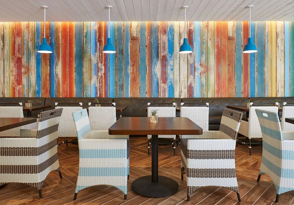 The Waterfront Beach Resort, A Hilton Hotel