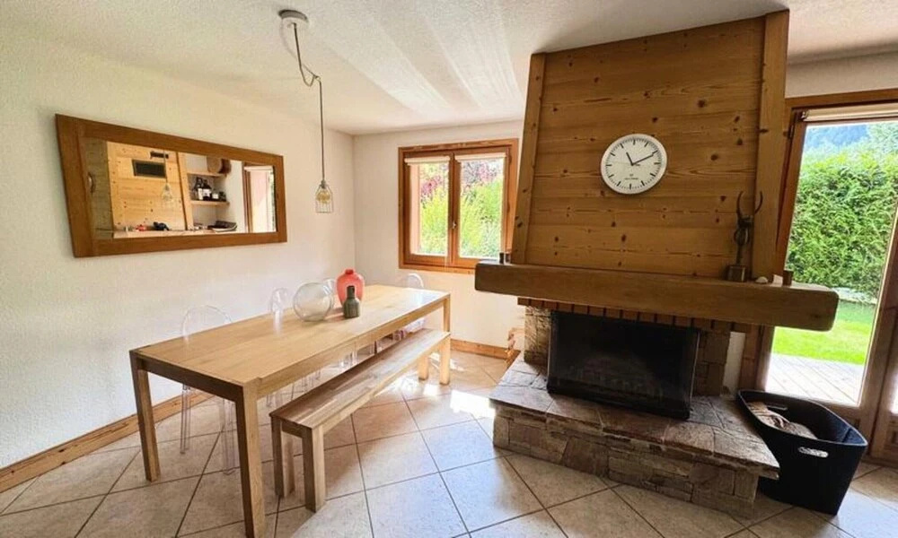 Apartment in Les Houches Near Ski Slopes