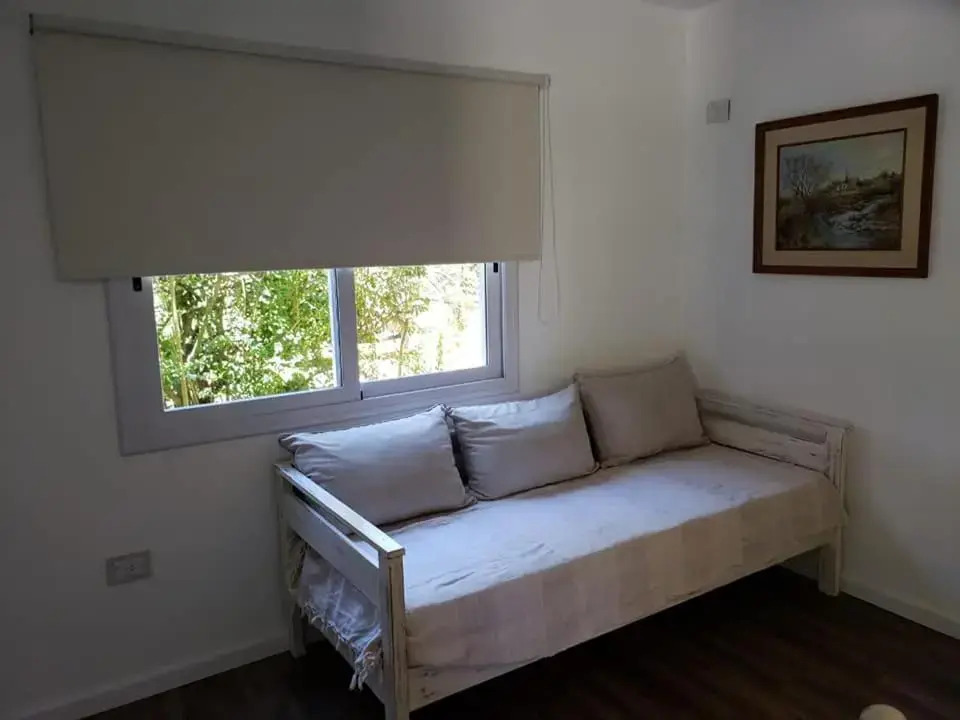 Casa 2 Dormitorios 3 baños a mt del rio excelente entorno natural