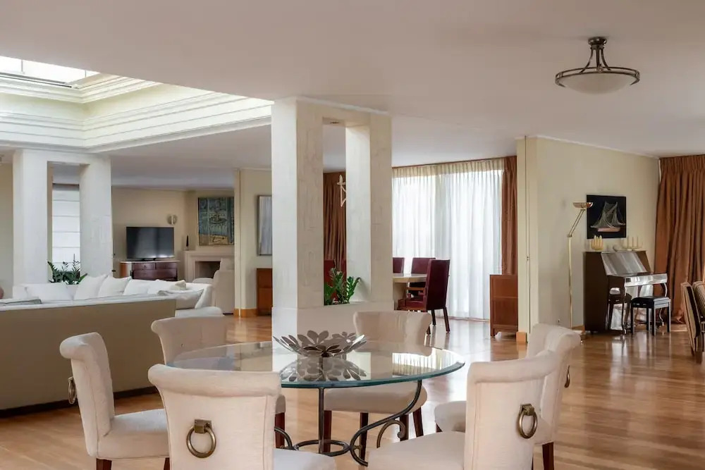 Elaia Mega Mansion