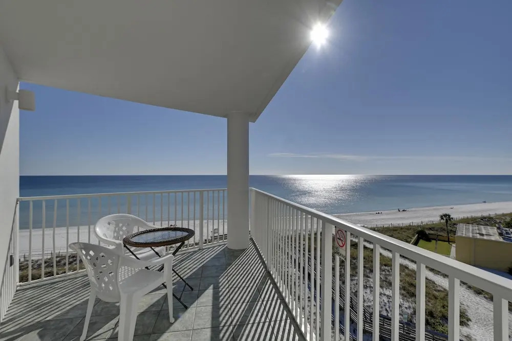 Seacrest 701AB is a 3 BR Gulf front on Okaloosa Island by RedAwning