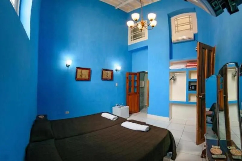 Casa del Prado 66