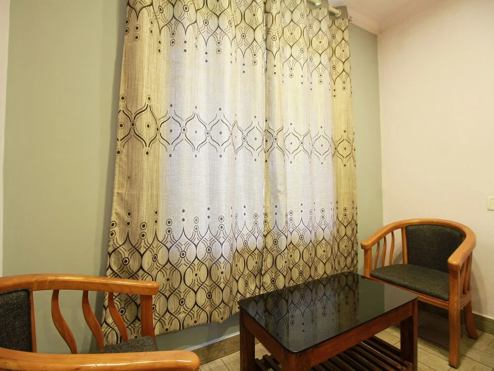 OYO 4303 Flora Home Stay