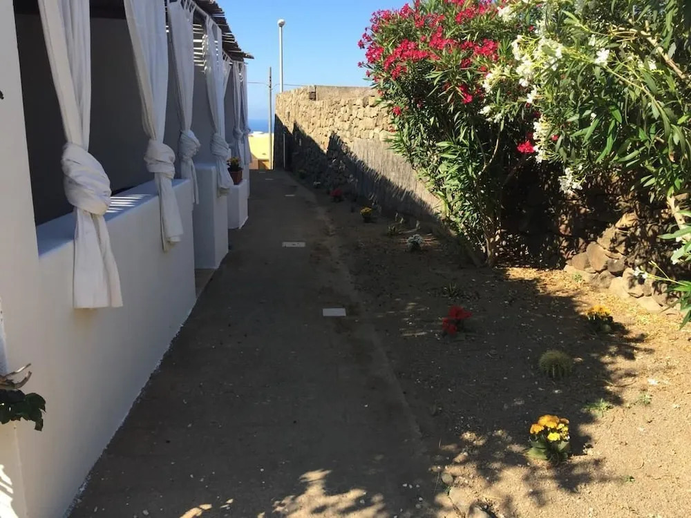I dammusi zaffiro e ambra