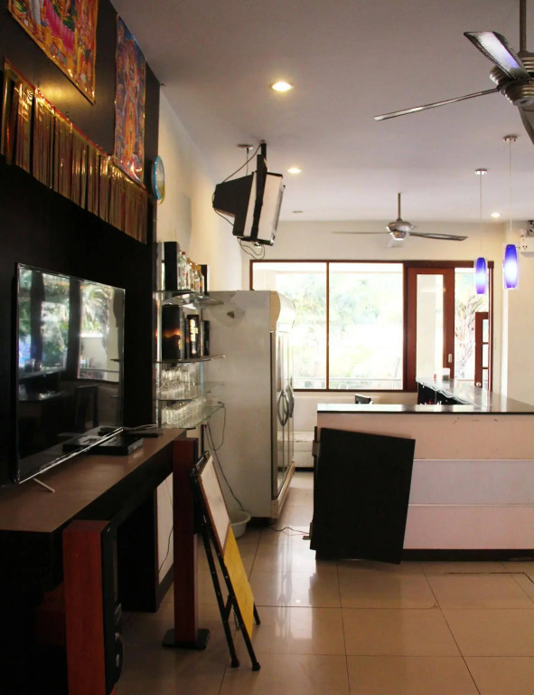 Royal Tycoon Place