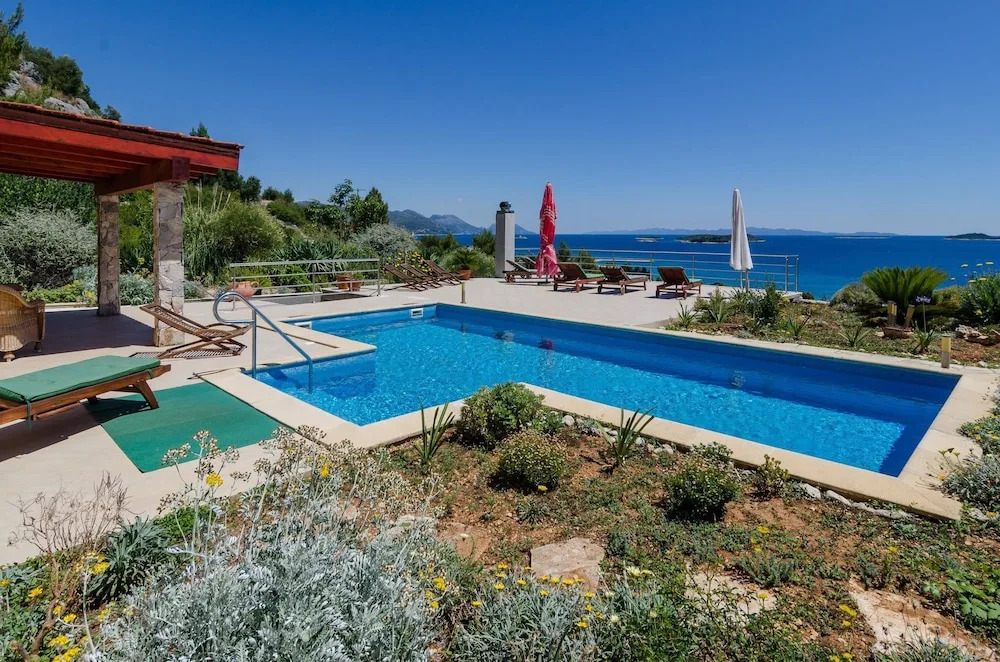 Villa Karmen