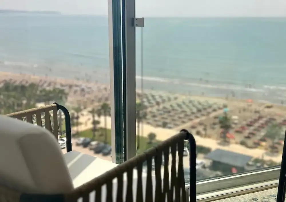 Blumont aparthotel durres