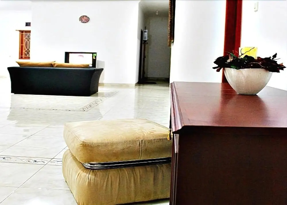 De Nuansa Dago Villa by HouseinBandung
