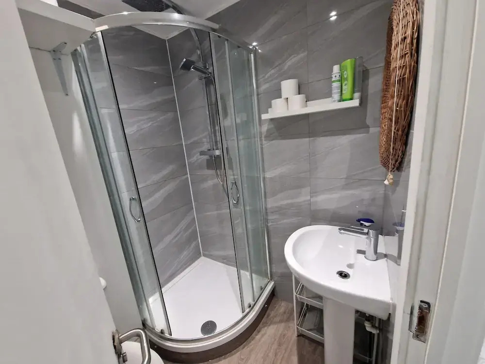 Impeccable 1-bed Apartment in London