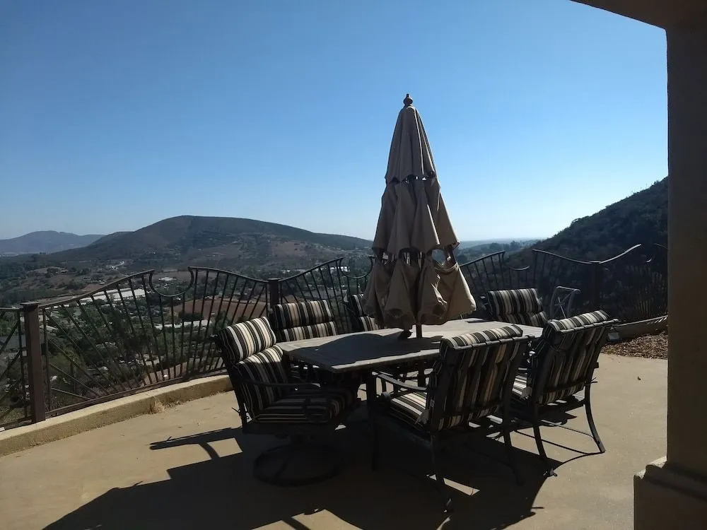 Sunshine Mountain Bed and Breakfast