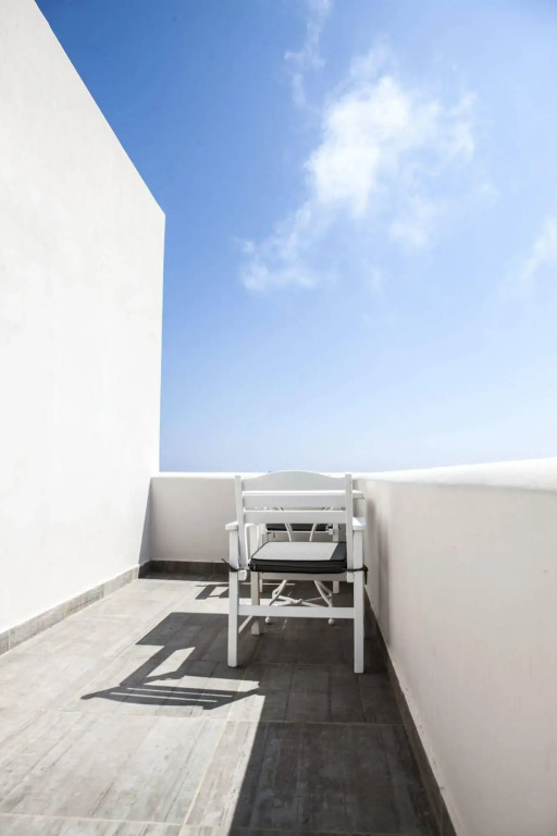 Amaze Suites