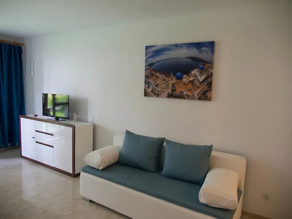 Green Park Apartments