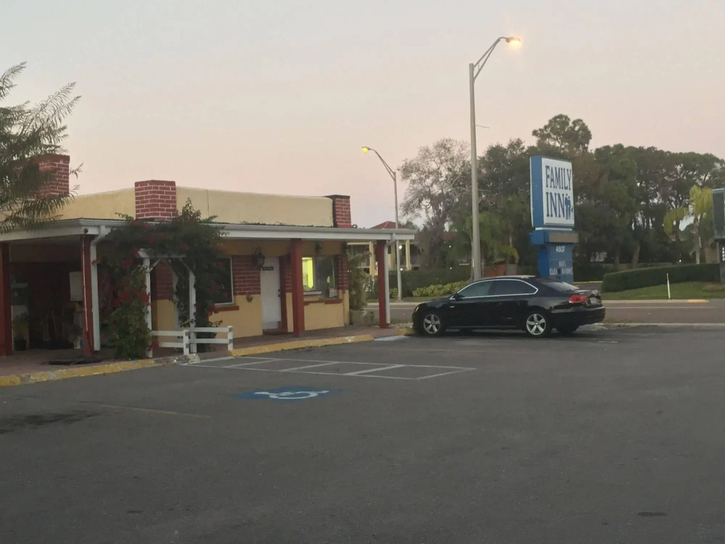 Family Inn