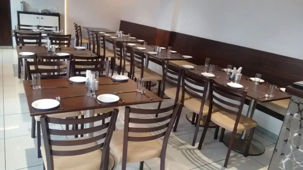 Hotel SRI SRI EXECUTIVE KOLHAPUR NEAR MAHALAXMI TEMPLE