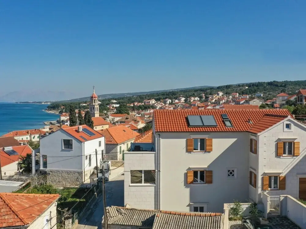 Apartment M&J - Comfort Two Bedroom Apartment With Terrace and Sea View