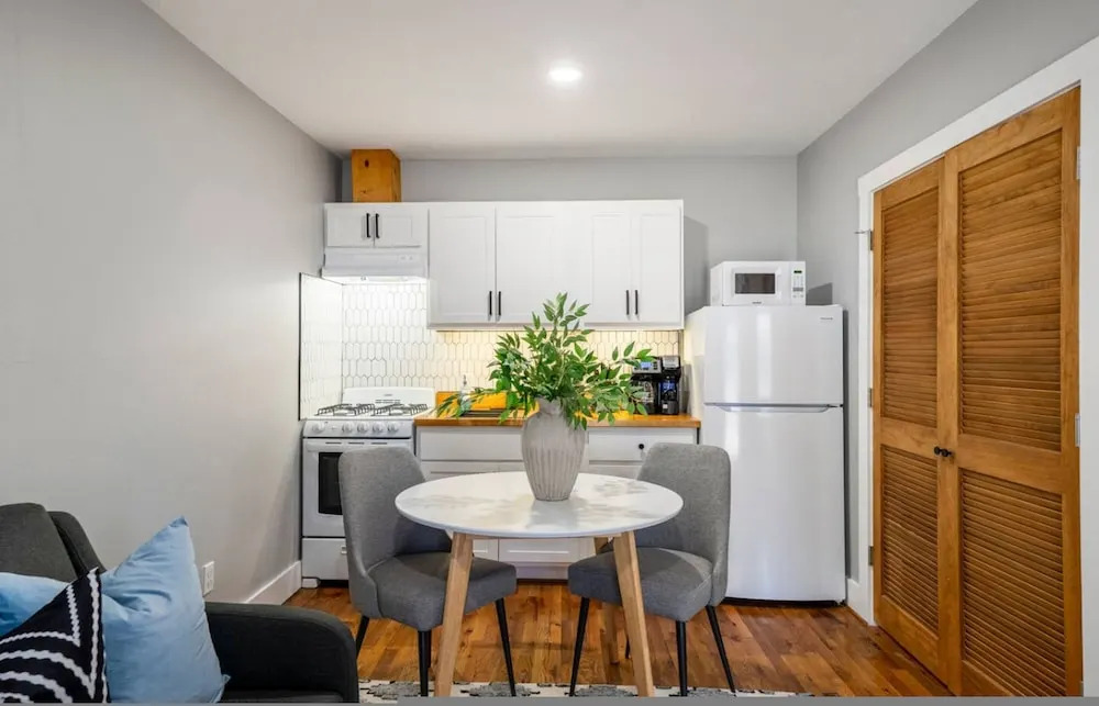 Gated Studio Near Downtown Houston and NRG