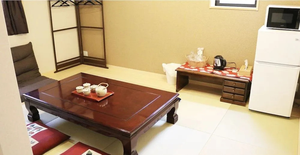 Maruya Guest House Hakubaicho