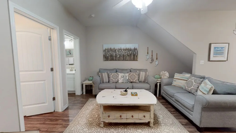 The Chic 3 Bedroom Townhouse