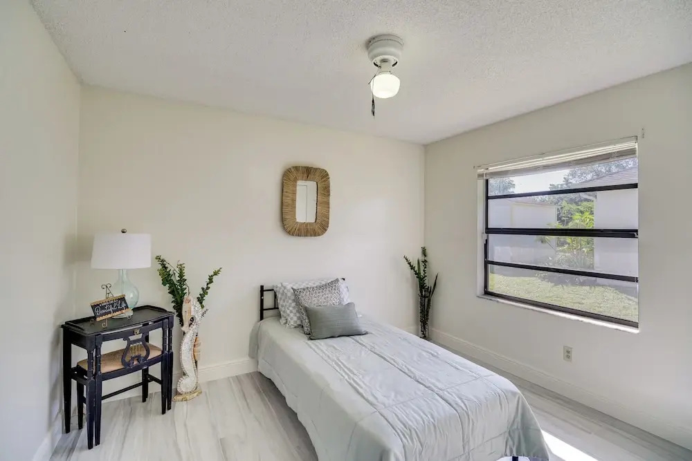 Sun, Sand & Relaxation! Home w/ Lanai in Palm Bay