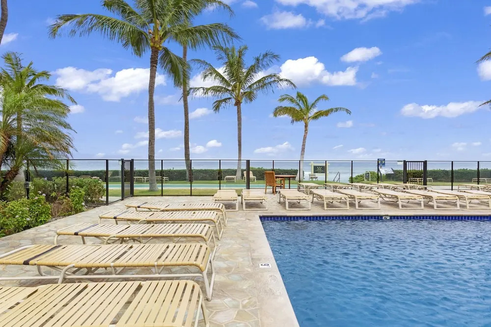 110 Kaanapali Shores Place, #405