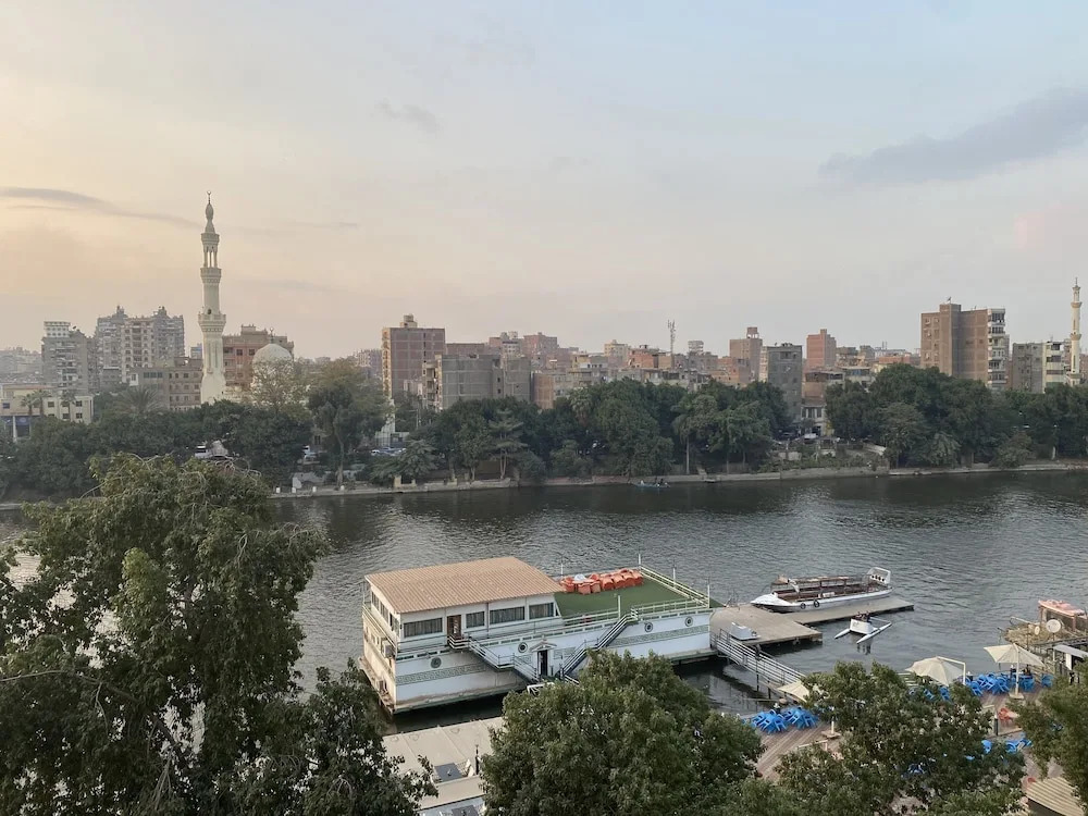 Nile View Apartment - Sleeps 4 & Balcony