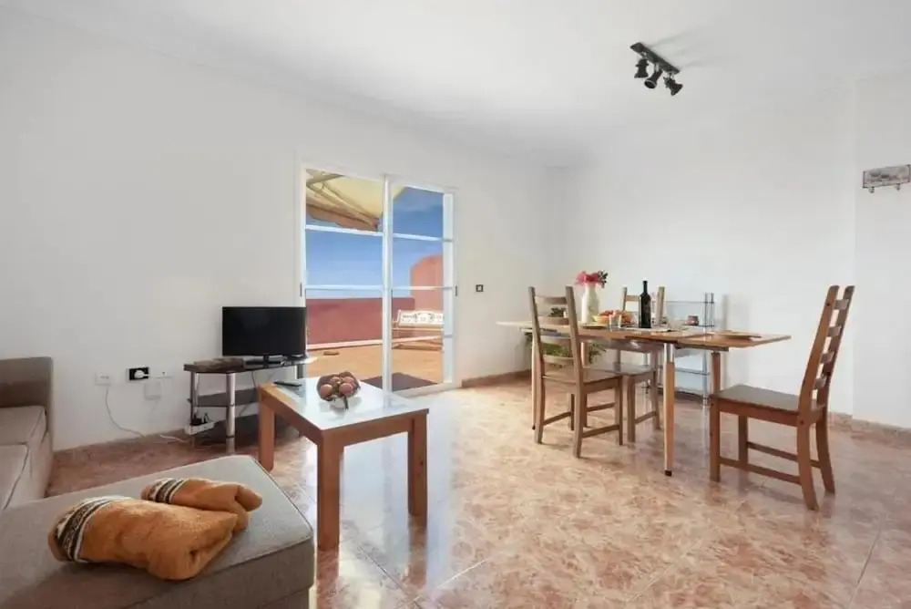 2-bed House Sleeps 4 With Free Parking