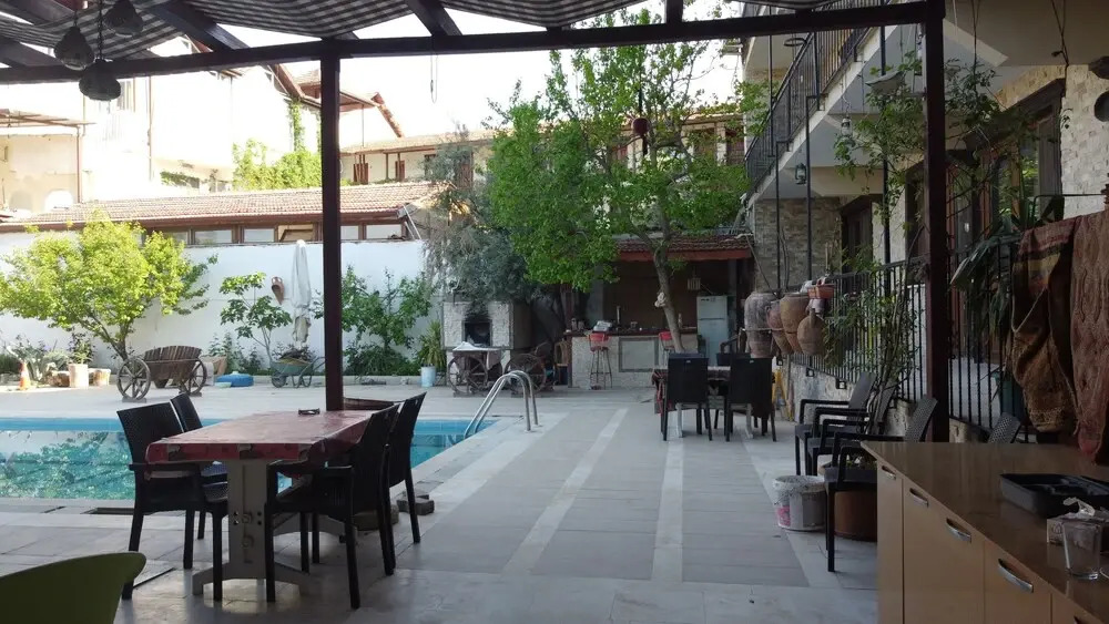 Ozturk Hotel